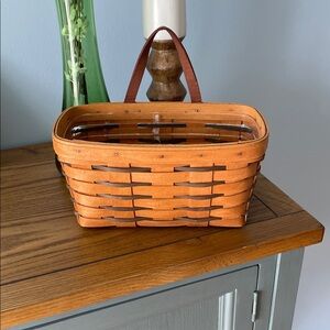 Longaberger 1996 Medium Key/Mail Hand Woven Basket
